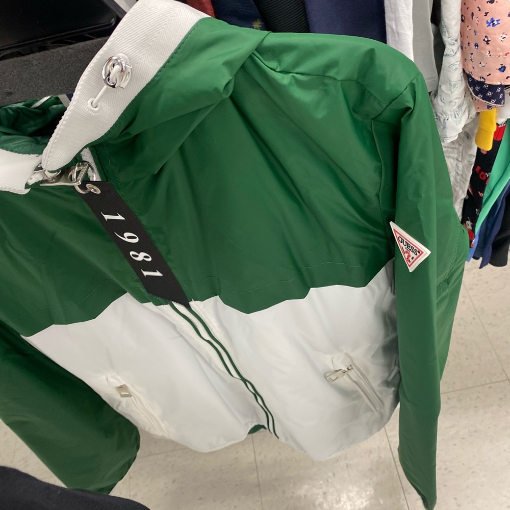 Guess sweater size Large